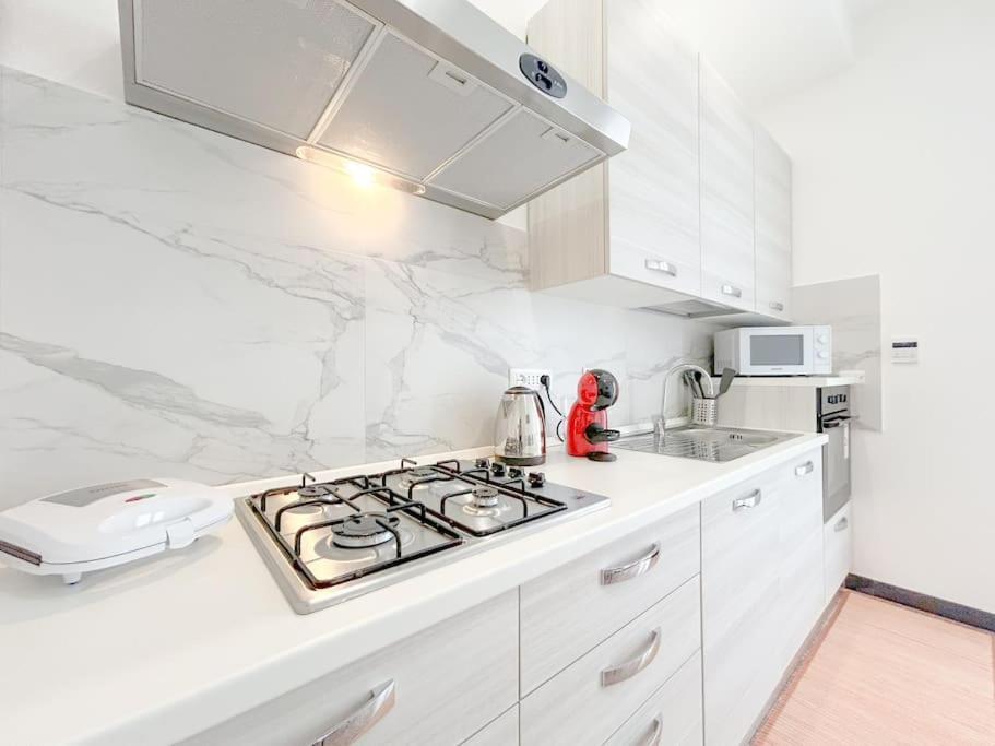 ג'נובה Elegant Apartment - Wifi - Smart Tv - Netflix מראה חיצוני תמונה